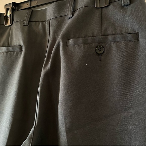 OOBE men's size 32 Gray flat front stretch pockets golfing athletic summer short - Picture 4 of 6